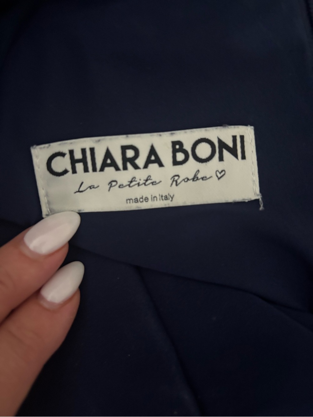 Chiara Boni White Label on Navy Garment